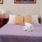 Cozyvilla at 81 Newport Blvd walk to NAIA T3 Marriott & Resorts World Casino & Newport Mall for 5 Pax FREE PARKING!!!!