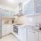 Romen 2-2 PENTHOUSE SEA VIEW & JACUZZI 2B