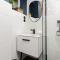 Central Apartment Solec Wilanowska by Noclegi Renters - Varšava