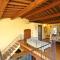 7 bedrooms villa with private pool enclosed garden and wifi at Loc Ramazzano Perugia