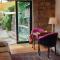 Dream corner by waterfalls, 20 min to Oporto