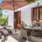 Mantelena studios & family apartments