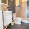 Beautiful Two-bedroom Apartment with Sea and Mountain views Sel 8-5