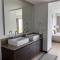 Beach, pool 3BR Apartment - 8 guests