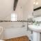 Brincliffe Cottage