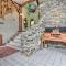 Historic Helena Retreat - Near Dtwn and Mt Helena!