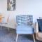 Central Luxury Apartment 205