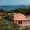Awesome Home In Prizba With House Sea View - Prižba
