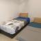 8pax Mount austin Midori Green homestay