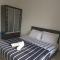 8pax Mount austin Midori Green homestay