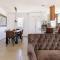 Casa di Marko-NEW MODERN RUSTIC HOUSE with pool AND SPACIOUS GARDEN!