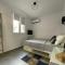 Tiny Little House - Athen