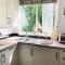 Looe with a View - Entire apartment with FREE allocated parking - Looe