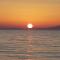 Dolphin view with a pool by the beach - Mandre
