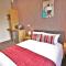 Central Hotel Gloucester by RoomsBooked