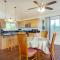 Big Island Getaway, Ocean View Paradise - Ninole