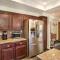 Aspen Creek by 101 Great Escapes