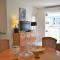 Appartement T2 climatisé avec piscine, terrasse et parking à 600m de la plage - Le Lavandou - FR-1-251-399