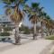 ALEXANDRA´s BEACH-PORT