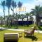 LAUR HOTELS Experience & Elegance