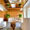 LAUR HOTELS Experience & Elegance