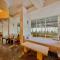 LAUR HOTELS Experience & Elegance