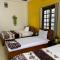 Cheerful Hoi An Hostel - Хоян