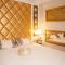 Le Petit Versailles - Love Room Spa