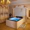 Le Petit Versailles - Love Room Spa