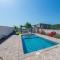Villa Carpe Diem - with private pool - 莫斯塔尔