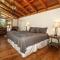 Luxury Riverside Estate - 3BR Home or 1BR Cottage or BOTH - Sleeps 14 - Swim, fish, relax, refresh - أندرسون