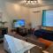 Luxury Riverside Estate - 3BR Home or 1BR Cottage or BOTH - Sleeps 14 - Swim, fish, relax, refresh - أندرسون