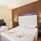Momis Hotel