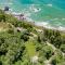 Scotty Point Cabin on the Bluff - Trinidad