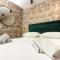 Maki Stone House - Parking on request !