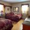 Marshlands Inn