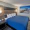 Ambassador Inn and Suites - South Yarmouth