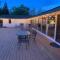 Luxury Riverside Estate - 3BR Home or 1BR Cottage or BOTH - Sleeps 14 - Swim, fish, relax, refresh - أندرسون