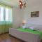 Nice Home In Liznjan With Wifi - Ližnjan