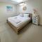 Waters Edge Apartment