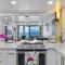 Spectacular luxury , modern oceanfront condo Maalaea-Kihei ,Maui