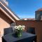 Bohemian Dreams Apartments and Suites by Dwellfort - 布拉格