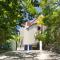3 Hilltop Villas White Water Views from the Heart of Sunshine