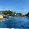 Ferienhaus LuxChalet #VAJU Lathum# am See, Strand, Pool, Nationalpark
