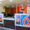 Motel 6-Carlsbad, CA Beach - Carlsbad