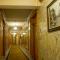Gaslamp Plaza Suites