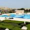 SeaBreeze Apartment - Beachfront & Sea View Al Hamra - Ras al Khaimah