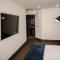 New Oxford House Apartments By Happy Days