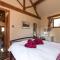 Country Cottage with Hot Tub - pre-heated for your arrival - Buxton