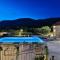 Home Away from home with outdoor pool, botanical garden and a beautiful sea view - Kaštela